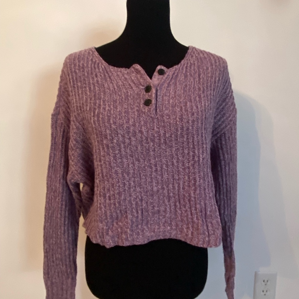 American Eagle cropped sweater